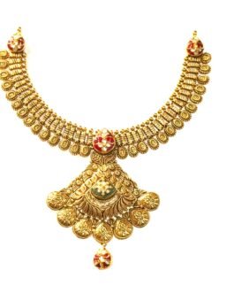 Regal Antique Bloom Necklace Set